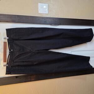 Cabela's Men's Classic Black Pleated Trousers 42X30